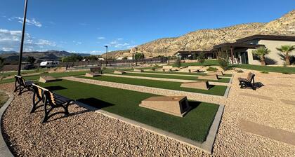 Gateway Luxury RV Resort