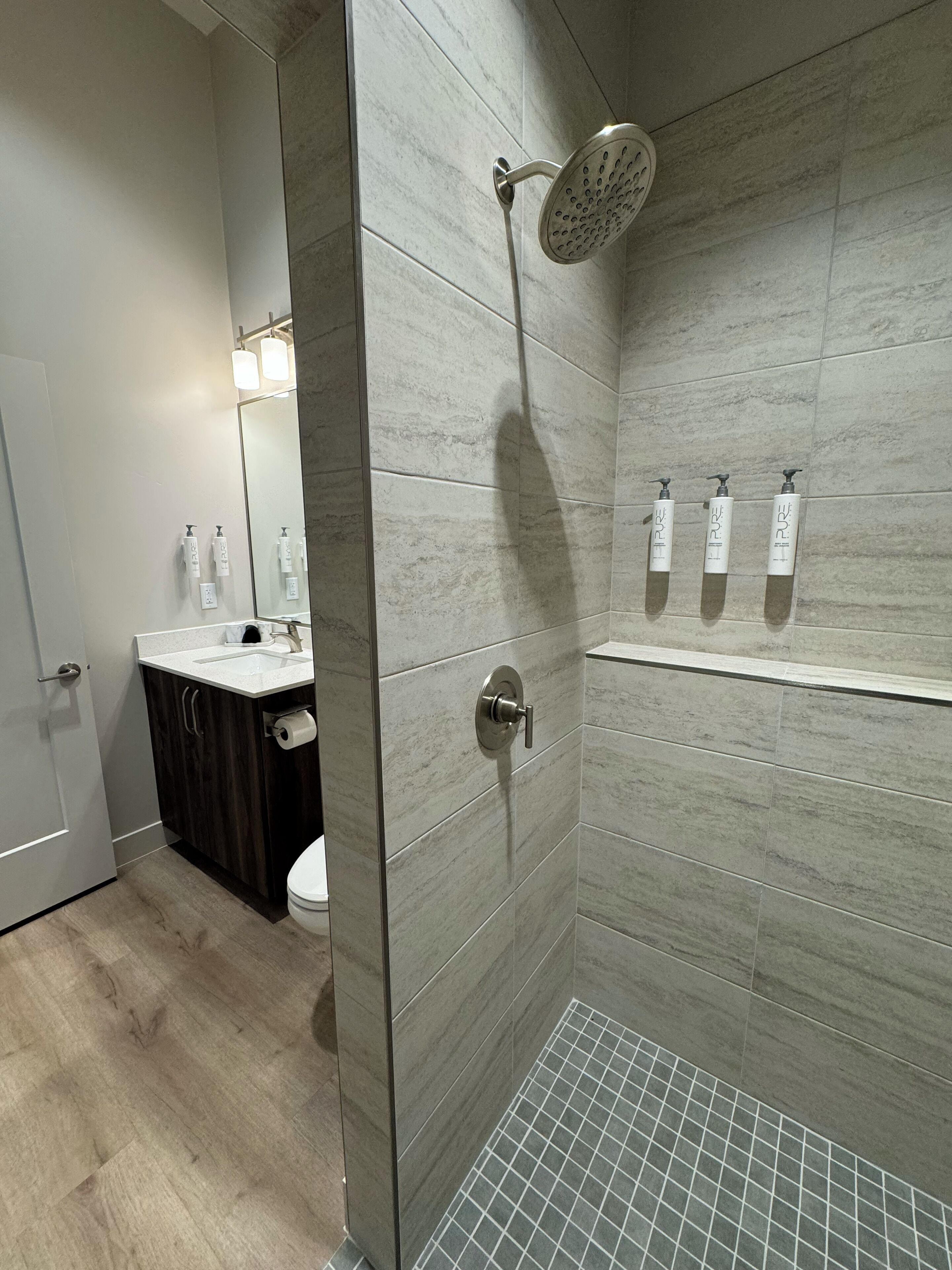 Luxury Cabin, Multiple Beds, Mountain View | Bathroom shower