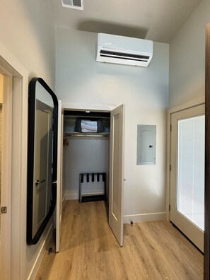 كابينة فاخرة - عدة أسرّة - منظر للجبل | منطقة المعيشة