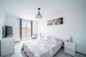 3 bedrooms, iron/ironing board, free WiFi - La Bastide 1 - Appt avec piscine, Barcarès (Le Barcarès)