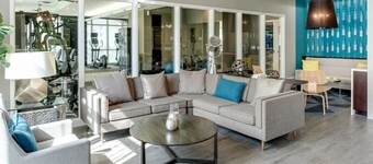 The Hazel | Free parking, Gym, Fast WIFI, Central
