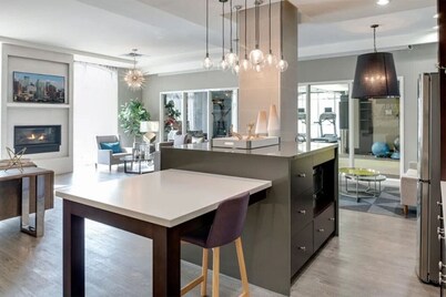 The Hazel | Free parking, Gym, Fast WIFI, Central