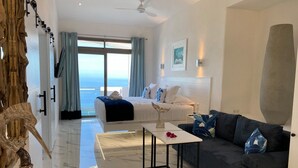 Habitación superior, balcón, vista al mar