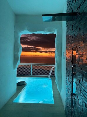 Outdoor pool - Ninamu Pearl  Guest House (Punaauia)