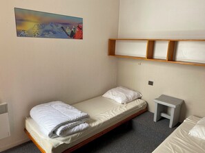 1 bedroom