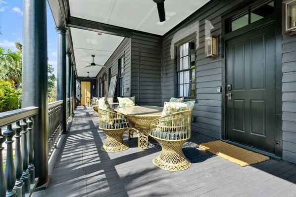 Outdoor dining