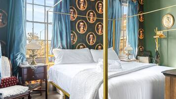 4 عدّة غرف نوم ومكواة/لوح كي وواي فاي مجانًا وملاءات أسرّة