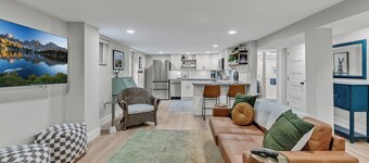 Clean, modern basement suite in Tacoma