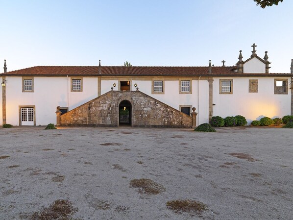 Exterior - Casa Alta (Valenca)