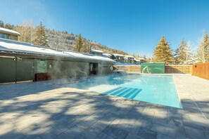 Udendørs pool