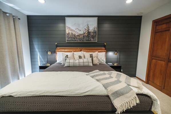 4 soverom, strykejern/-brett, reiseseng for barn og wi-fi (inkludert)