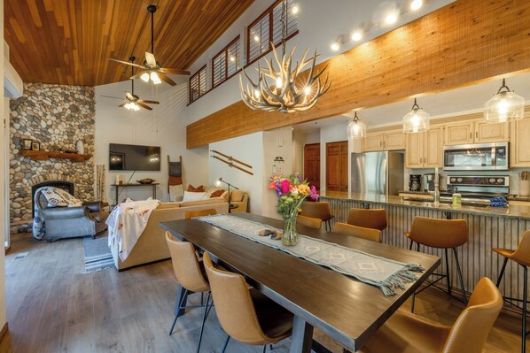 Interior - Cozy Lakeside Deer Valley 3+ bdrm/Sleeps 8 (Park City)