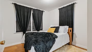 3 bedrooms, free WiFi, bed sheets