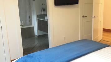 2 bedrooms, iron/ironing board, travel crib, WiFi