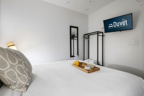 6 chambres, fer et planche à repasser, accès à Internet