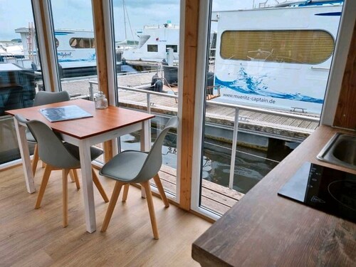 Hausboot Grey Pearl - stehend