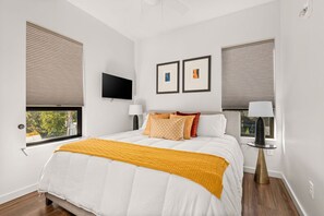 2 bedrooms, desk, iron/ironing board, travel cot