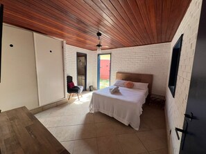 Quarto casal superior | Wi-Fi de cortesia