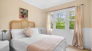 3 quartos, ferros/tábuas de passar roupa, Wi-Fi de cortesia