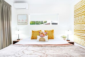 2 chambres, fer et planche à repasser, accès au Wi-Fi (inclus)