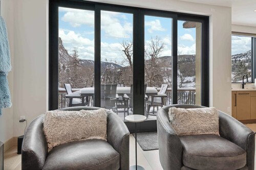 One Riverfront Townhome 05