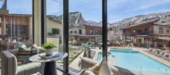 One Riverfront Townhome 07