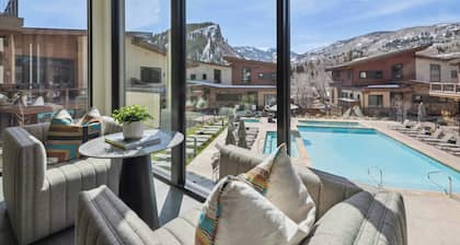 One Riverfront Townhome 07