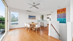 Dining - Golden Sands - McCrae (McCrae)