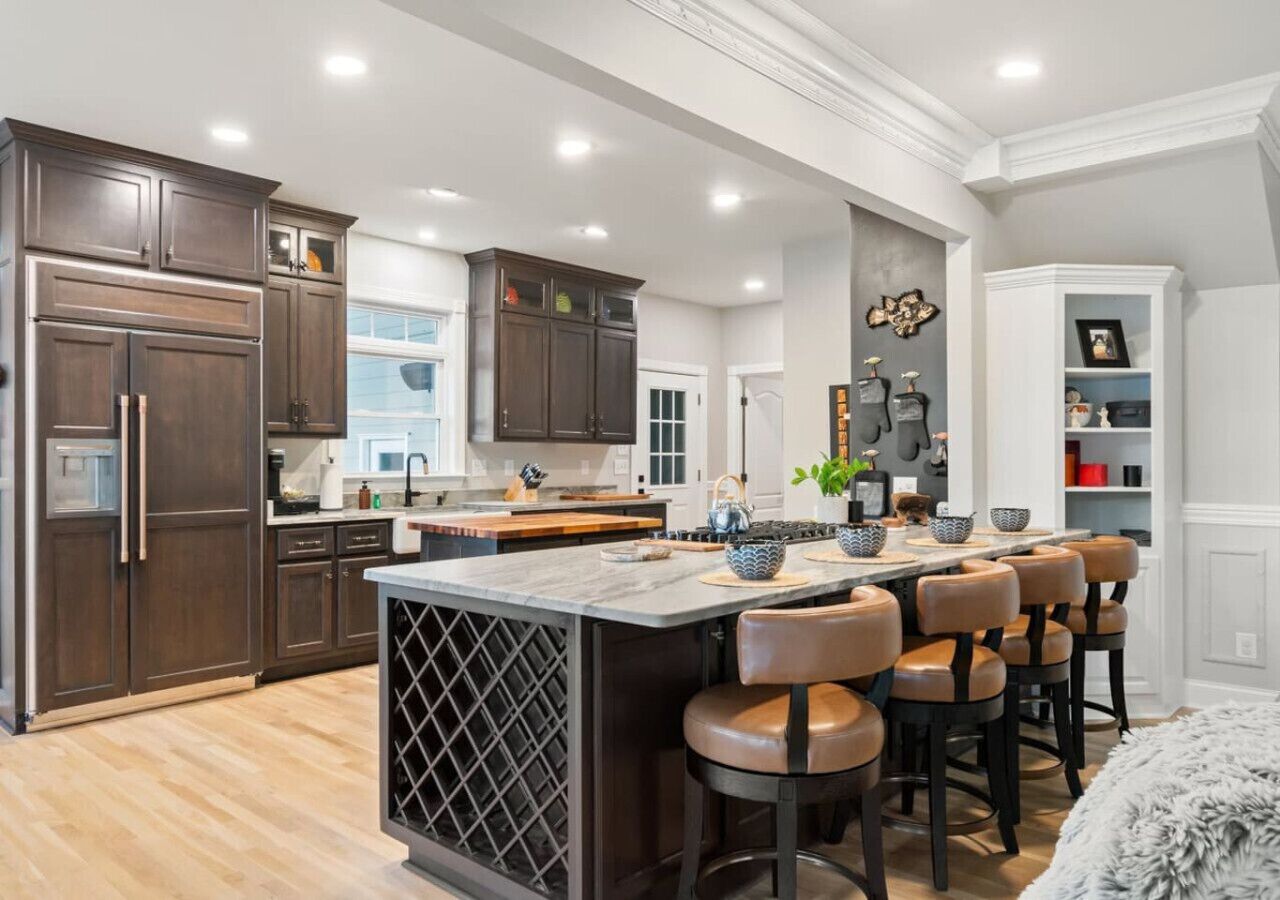 ثلاجة، ميكروويف، فرن، موقد طهي مسطح