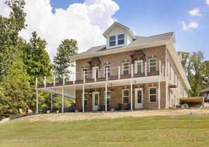 Exterior - Hook, Wine, & Sinker-Sleeps 28, Dock, Hot Tub, Kayaks/SUPs (Winchester)