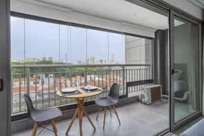 Comfort Apartment | Dining