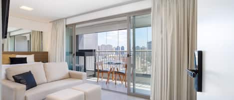 Basic Apartment | Living area | TV