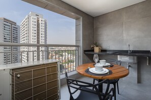 City Apartment | Outdoor dining - Platina 220 (São Paulo)