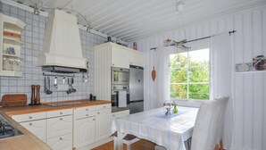 Uklassifisert bilde, 3 av 28, knapp