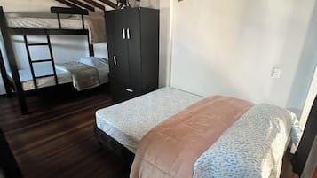 1 chambre, Wi-Fi, draps fournis