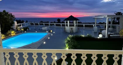 Villa Venus**** – with swimming pool and sea view – St-Gilles