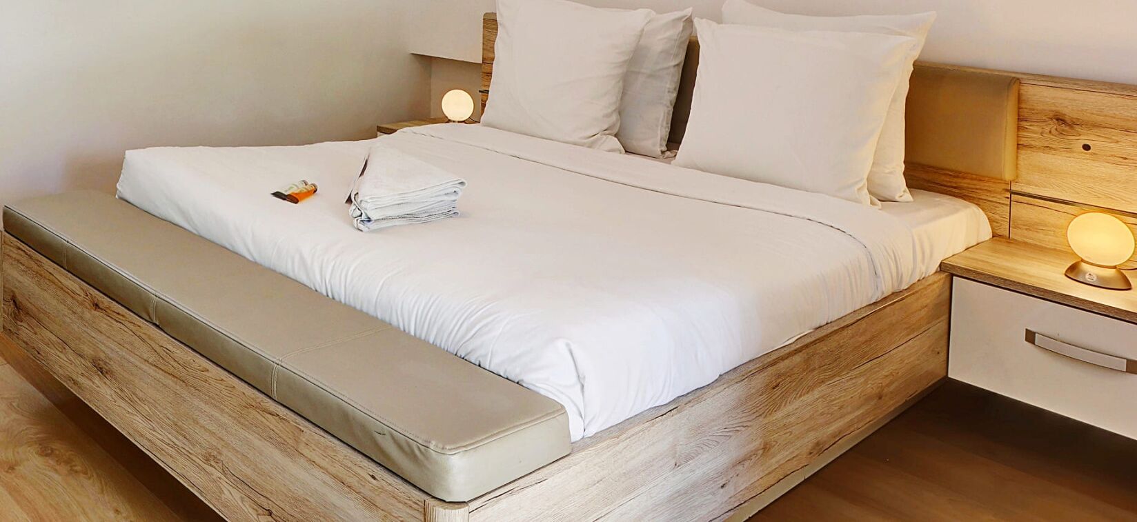 4 Schlafzimmer, Bügeleisen/Bügelbrett, kostenloses WLAN, Bettwäsche