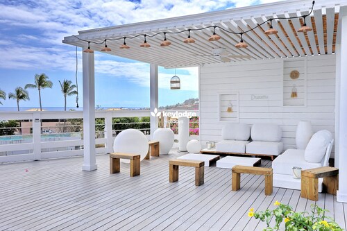 Villa Venus**** – with swimming pool and sea view – St-Gilles