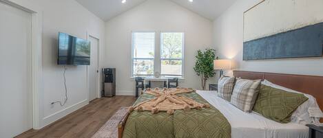 1 bedroom, iron/ironing board, free WiFi