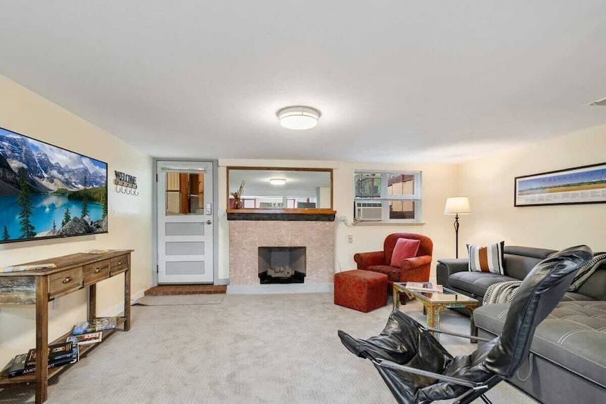 Cozy Denver Apartment | Walk To Regis University - Denver