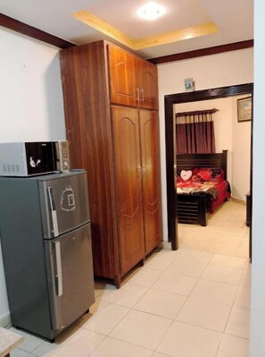 2 bedrooms