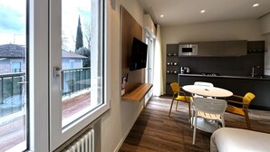 Unclassified image, 2 of 25, button - Skyline-Sunshine ( Apartment with terrace) (Siena)