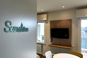 Dining - Skyline-Sunshine ( Apartment with terrace) (Siena)