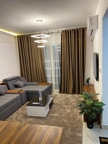 Modern 2-Bedroom Apartment with WiFi & AC –  in Madinaty, Cairo