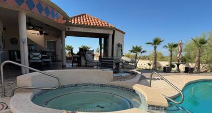 Romantic Paradise with Private pool, beautiful studio, breakfast and more!