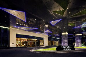 Exterior - Shanghai Snow World Hotel, Vignette Collection by IHG (Shanghai)