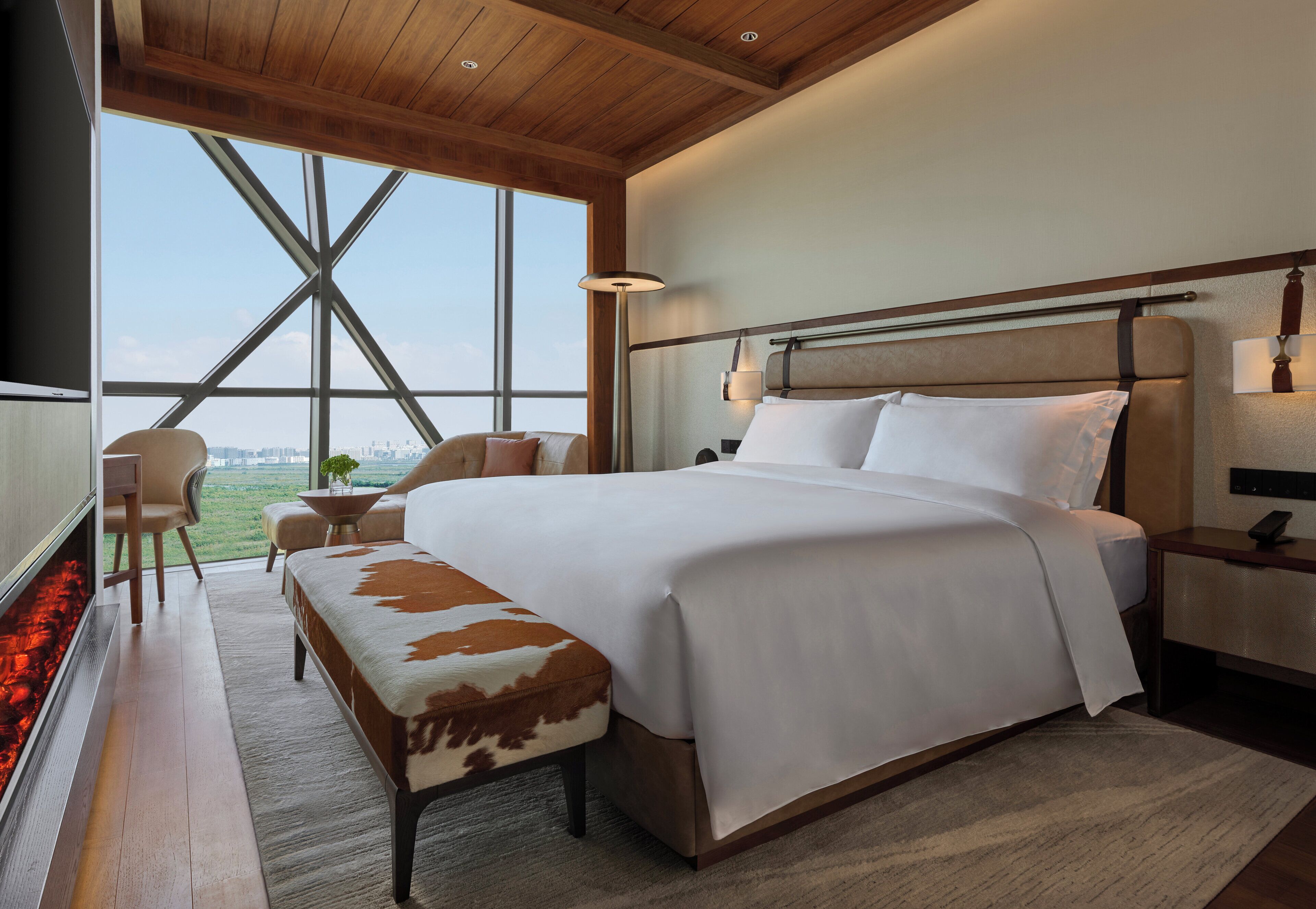 Suite, 2 Bedrooms (Ski Concierge) | Premium bedding, minibar (free items), in-room safe, blackout drapes