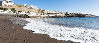 Tranquil Coastal Escape, Porís de Abona