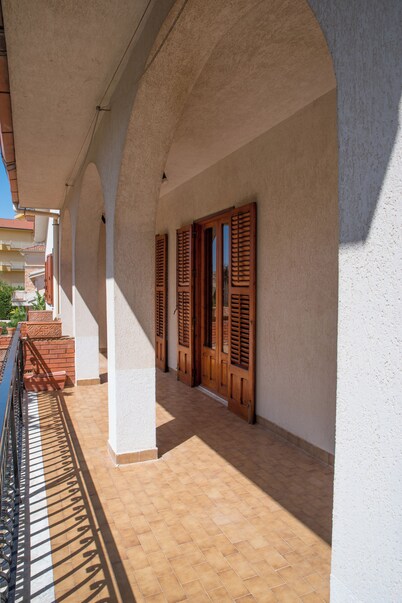 Villa Magnolia Grotte - Agrigento - In the hills 2 steps from the Temples and the sea 