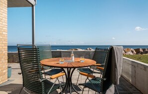 Outdoor dining - Awesome apartment in Allinge with WiFi (Allinge)